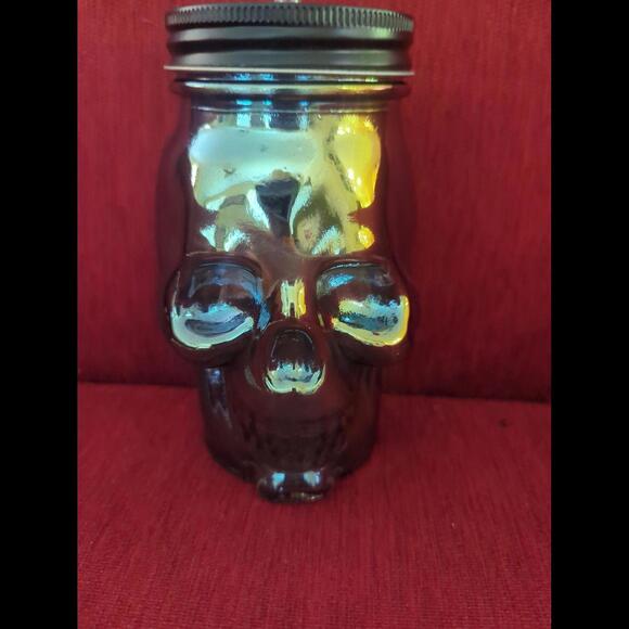 Glass Skull Cup with screw on lid - Picture 2 of 8